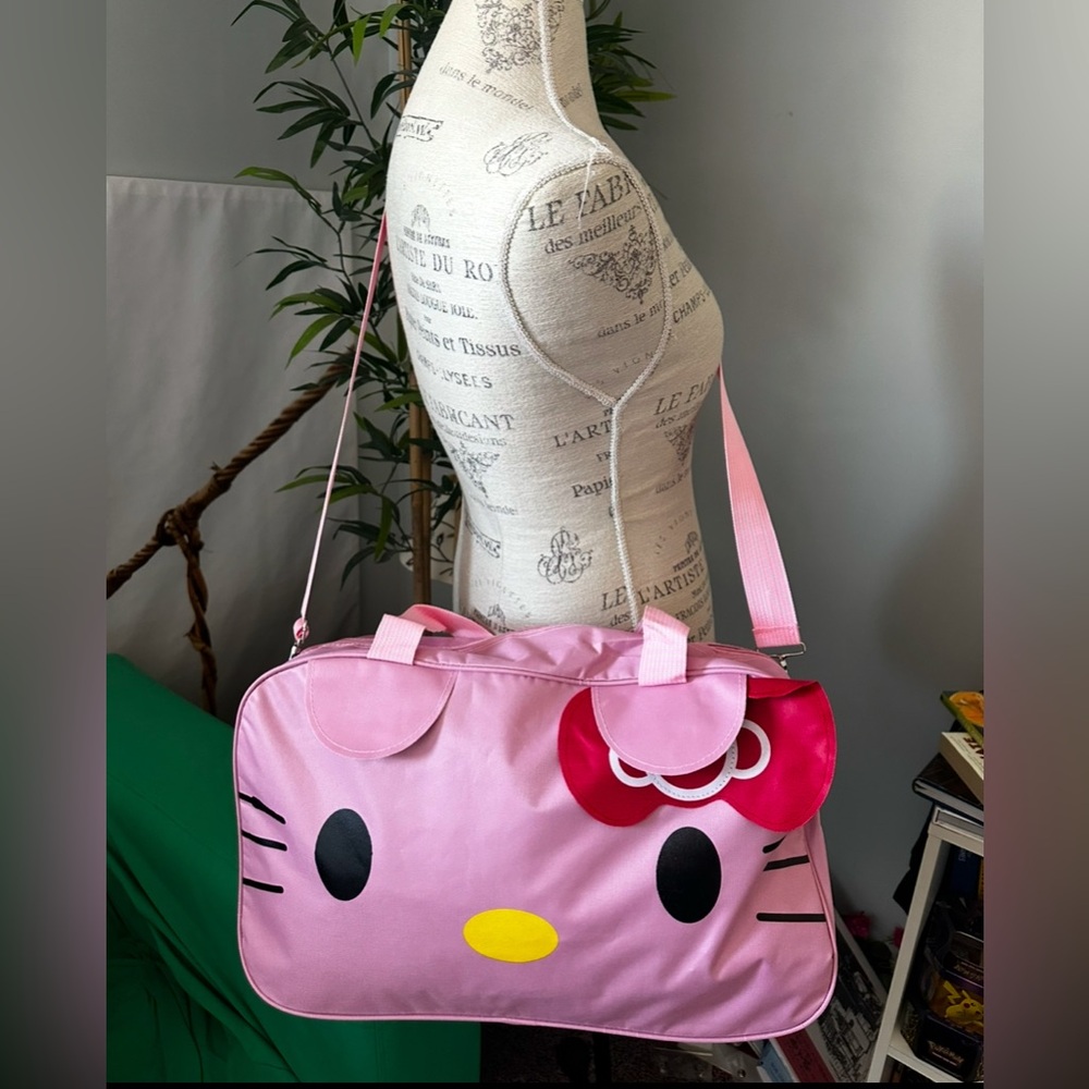 hello kitty Duffle bag purse tote luggage suitcase large carry on new